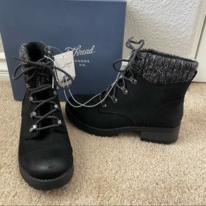 NEW Universal Thread Black Boots 7